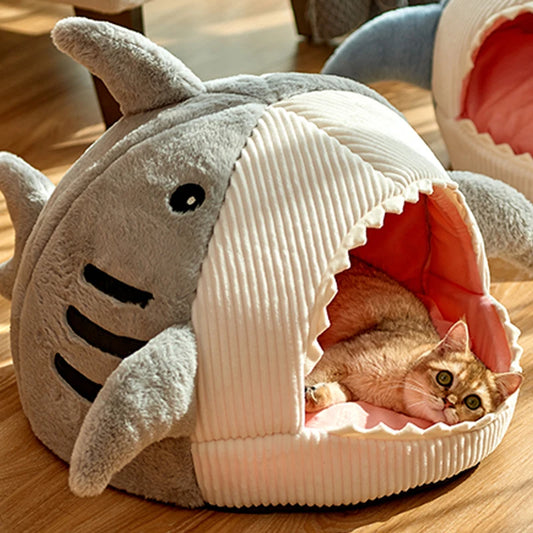 🐱🏠 CozyCave™ Enclosed Cat Bed – Warmth & Comfort for Pets