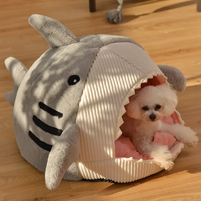 🐱🏠 CozyCave™ Enclosed Cat Bed – Warmth & Comfort for Pets